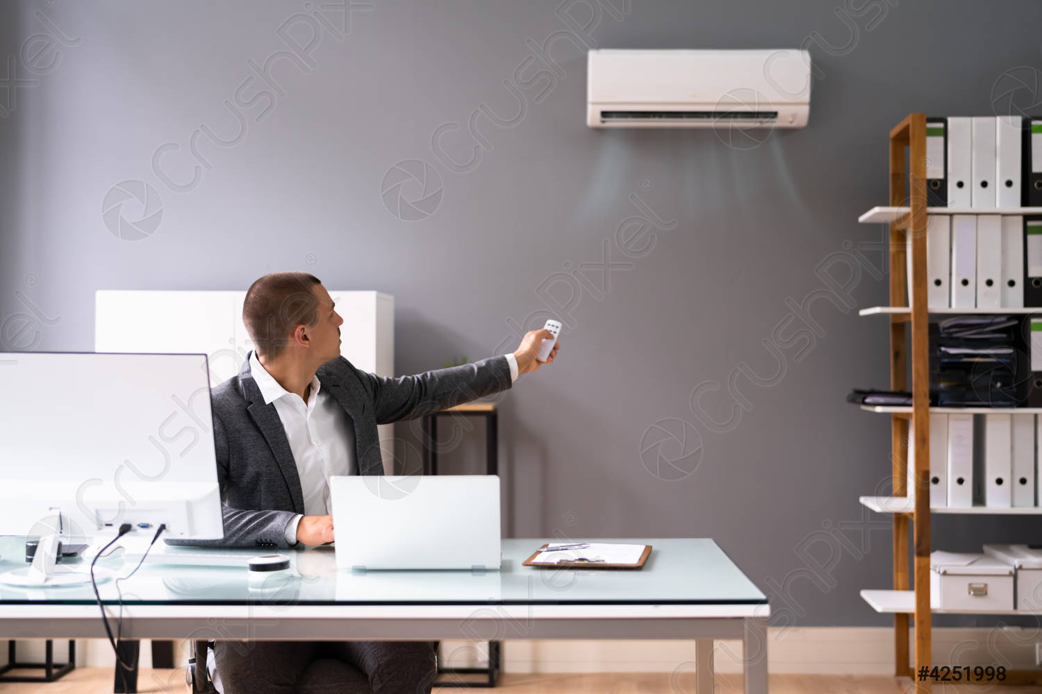 air-conditioning-4251998